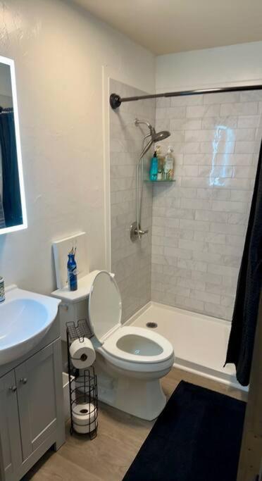Comfortable 2Br Apt Central Fairbanks Esterno foto